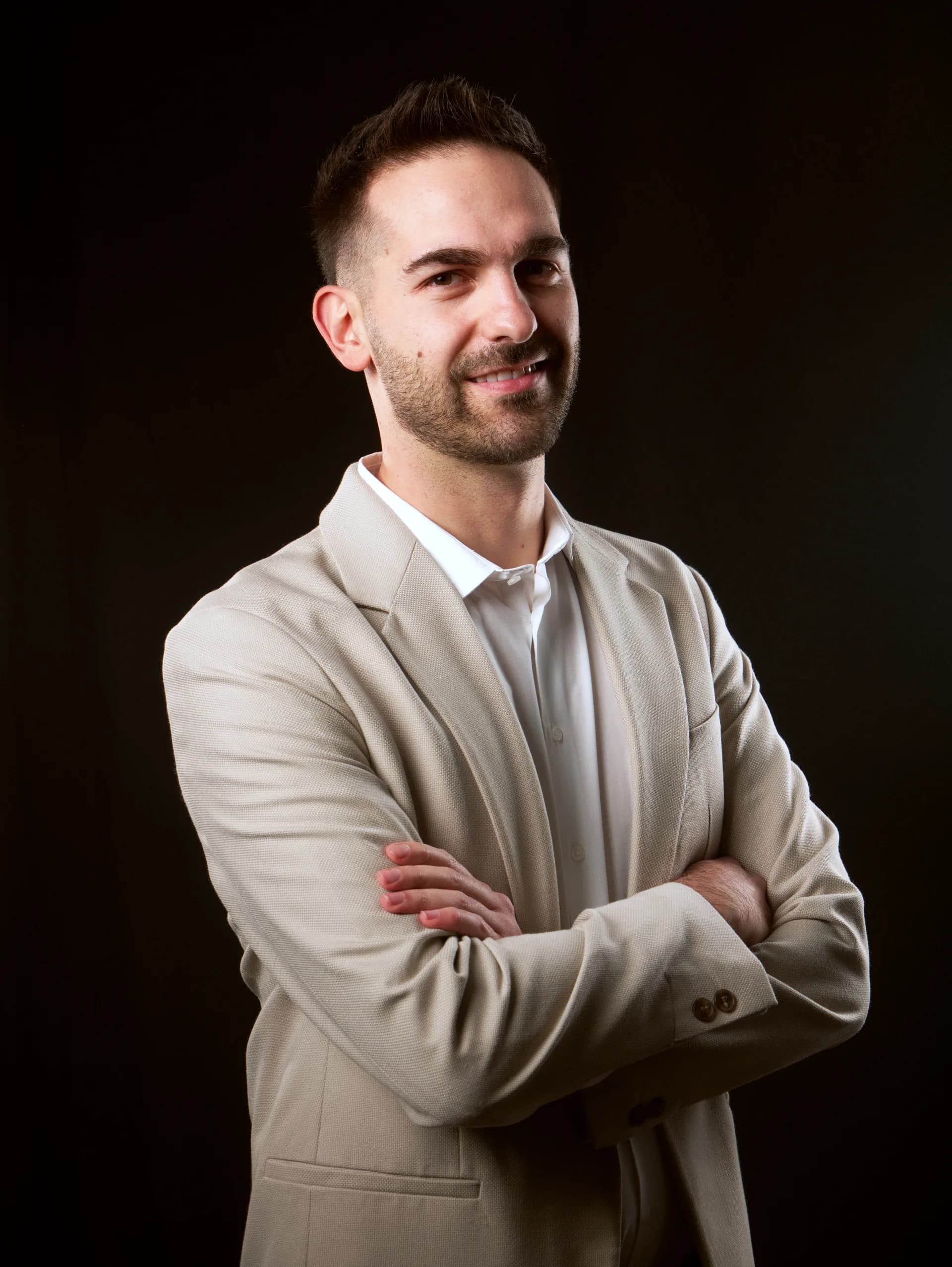 Ivan Colucci al lavoro su soluzioni tecnologiche per imprese locali